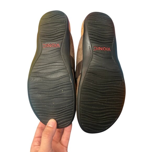 Sold Vionic Maude Suede Leather Mules Womens 9 Brown Logo Strap Orthopedic - Picture 6 of 10